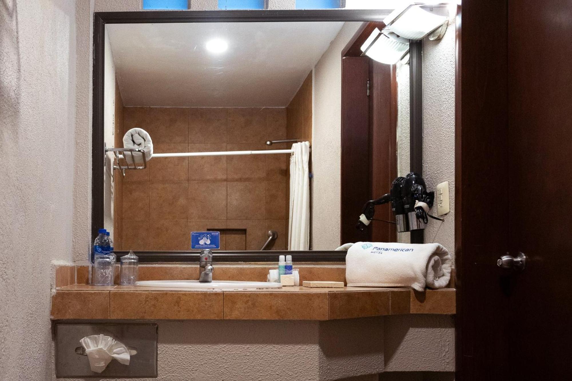 Hotel Panamerican プエブラ エクステリア 写真