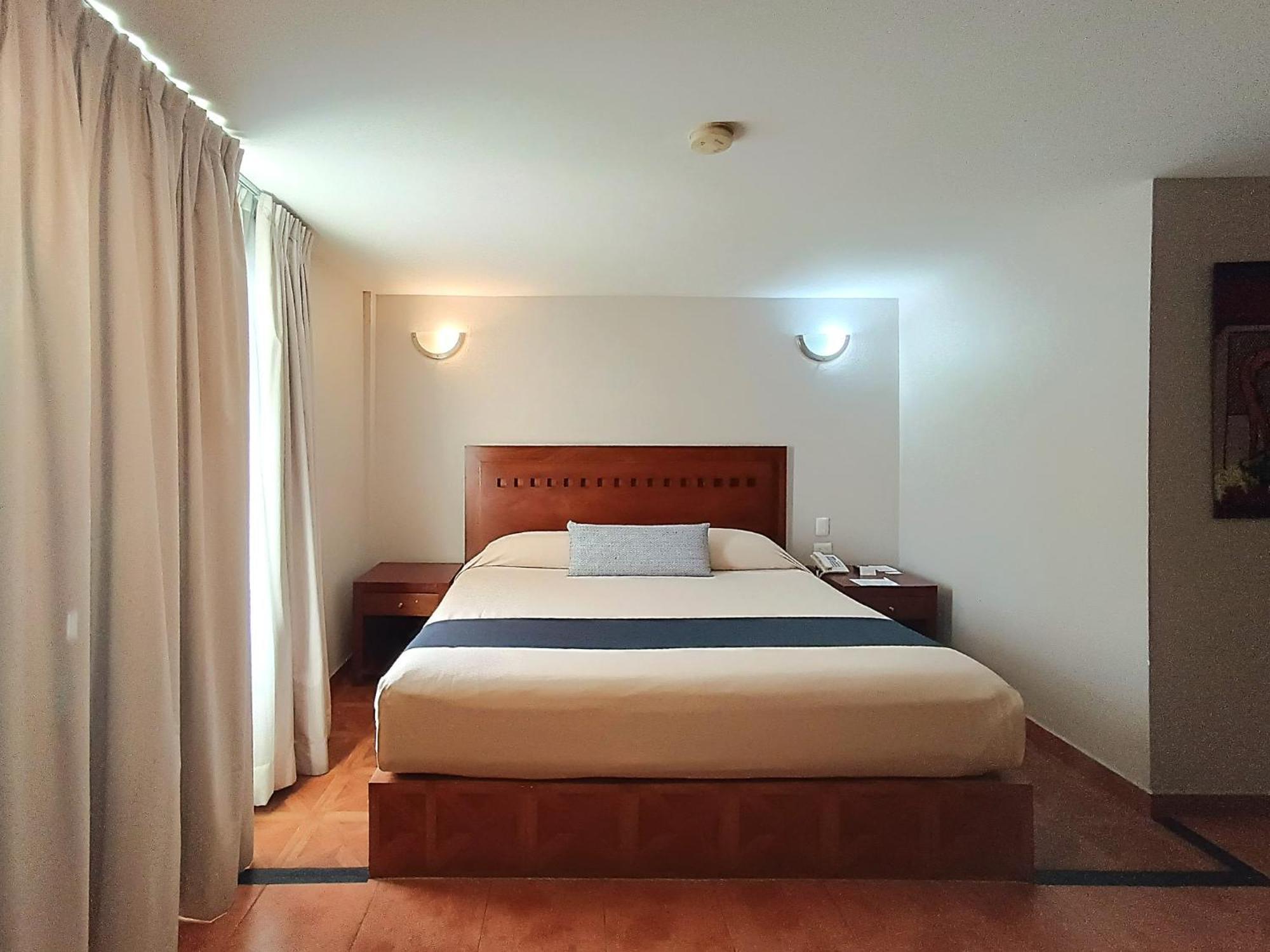 Hotel Panamerican プエブラ エクステリア 写真