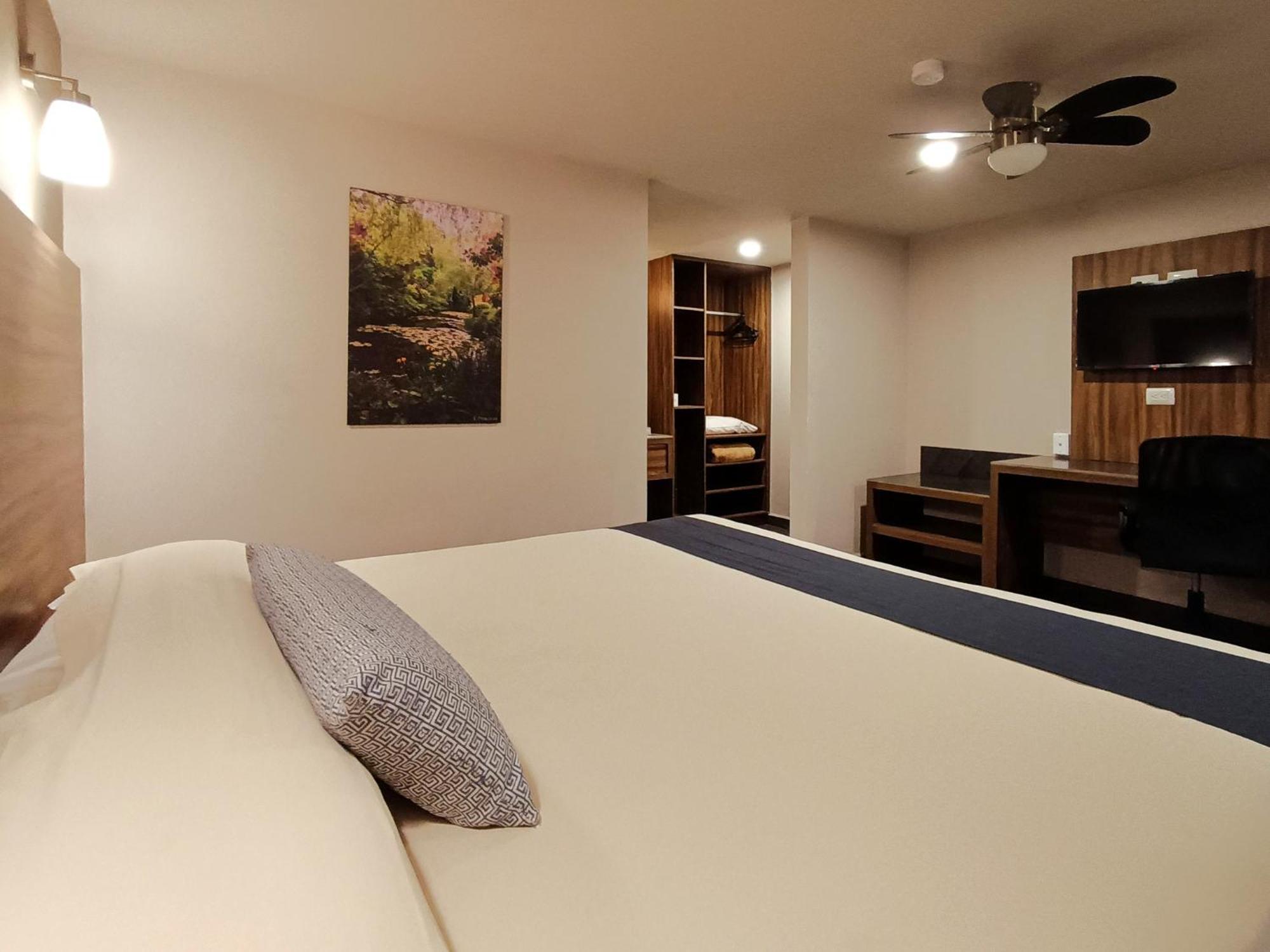 Hotel Panamerican プエブラ エクステリア 写真